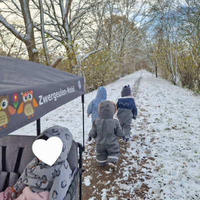 Unterwegs auf dem Wanderweg Unterwegs auf dem Wanderweg